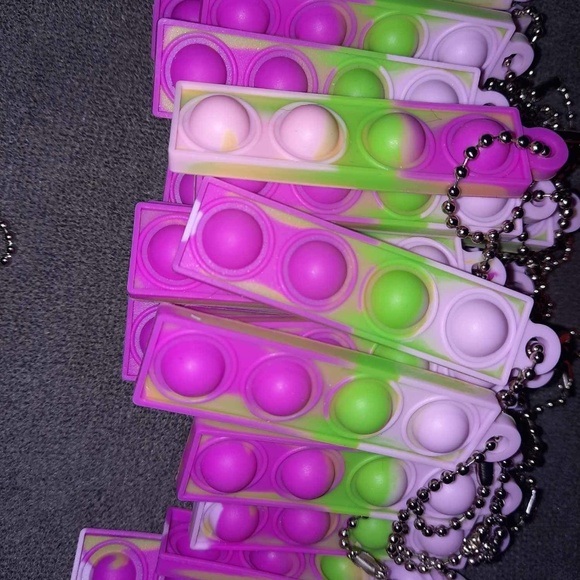 Pop it mini key chains - Picture 3 of 12
